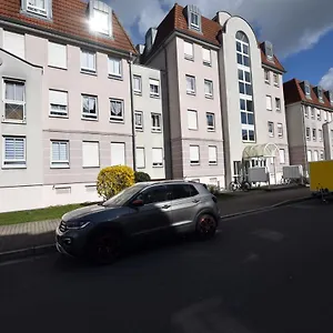 https://ferienwohnung-laubegast.dresdenhotels.net