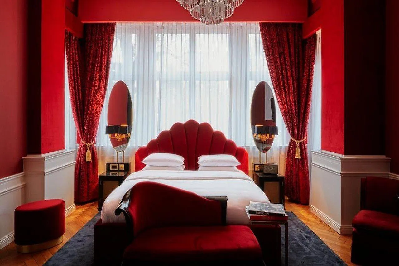 Provocateur Berlin, Part Of Sircle Collection location